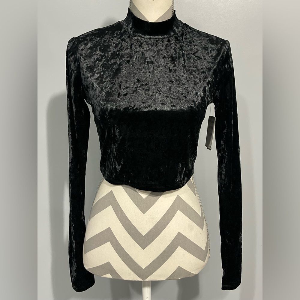 Elegant Black Velvet Women's Top